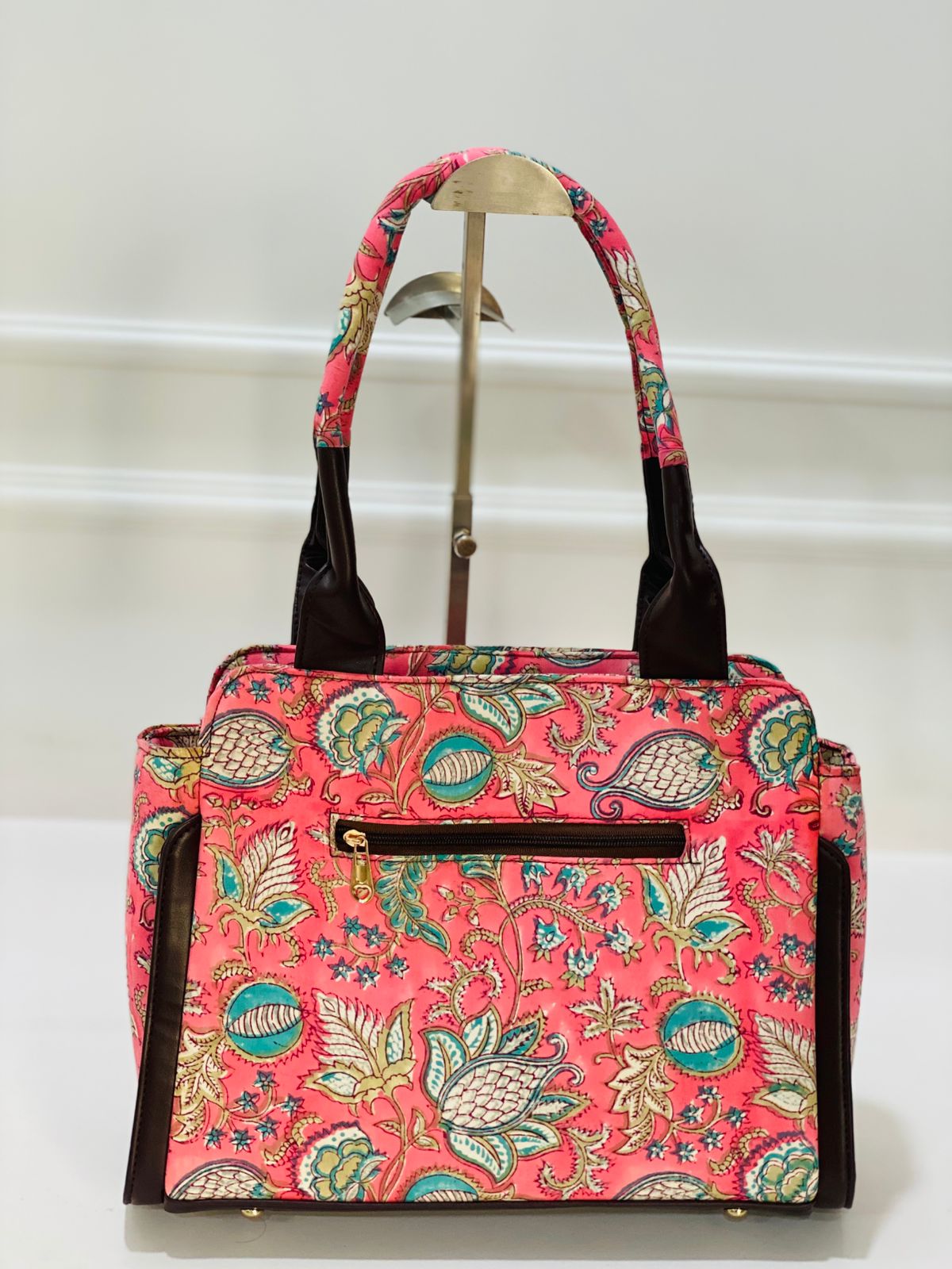 ClASSIC TOTE + OFFICE BAG