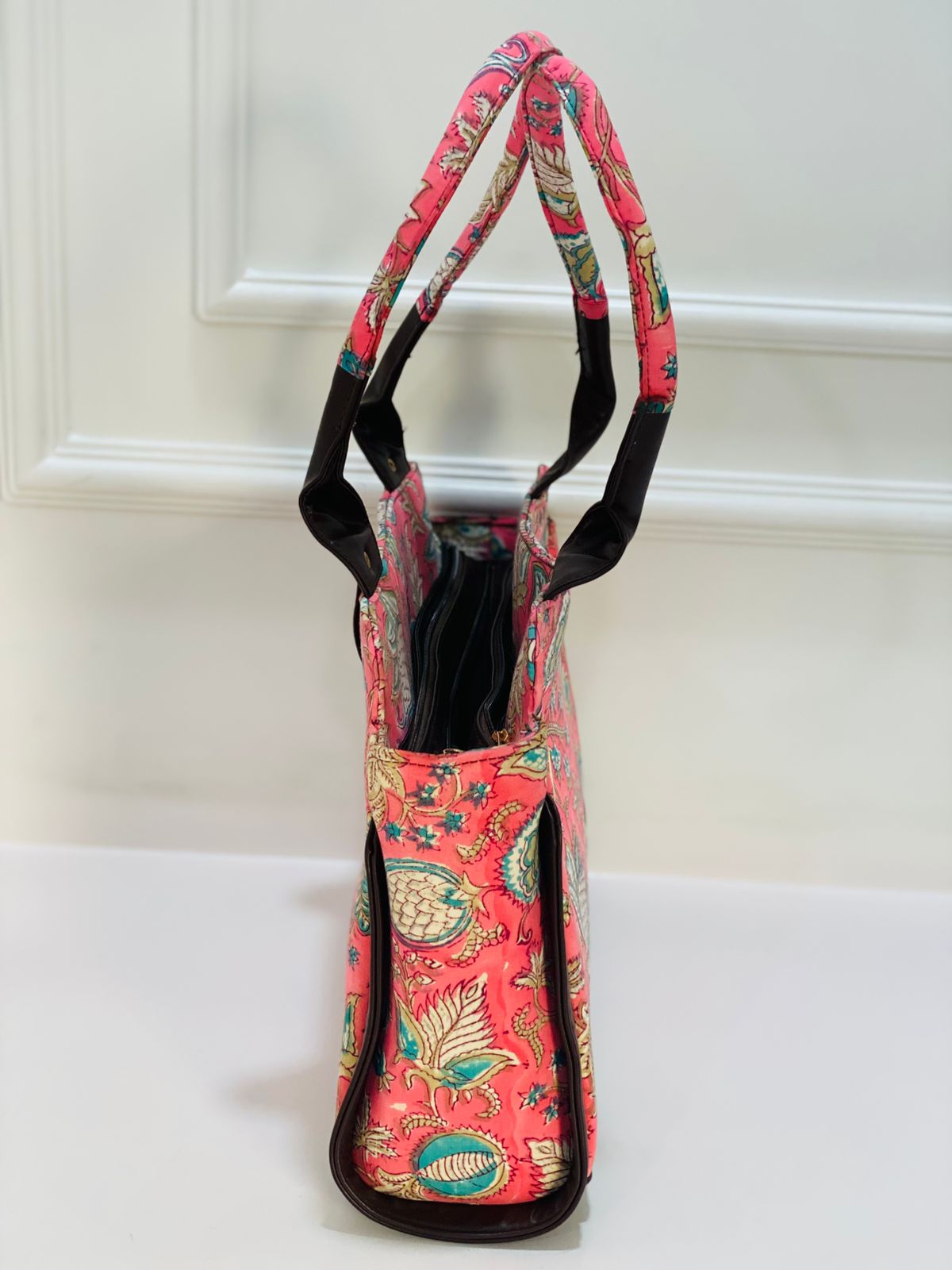 ClASSIC TOTE + OFFICE BAG