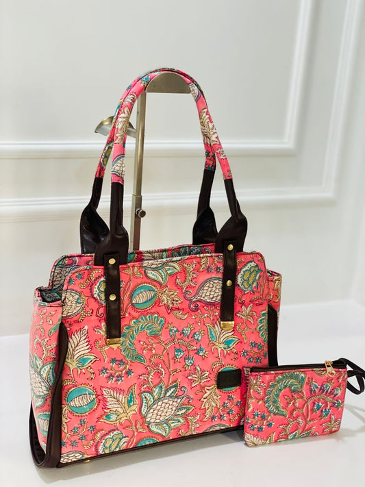 ClASSIC TOTE + OFFICE BAG