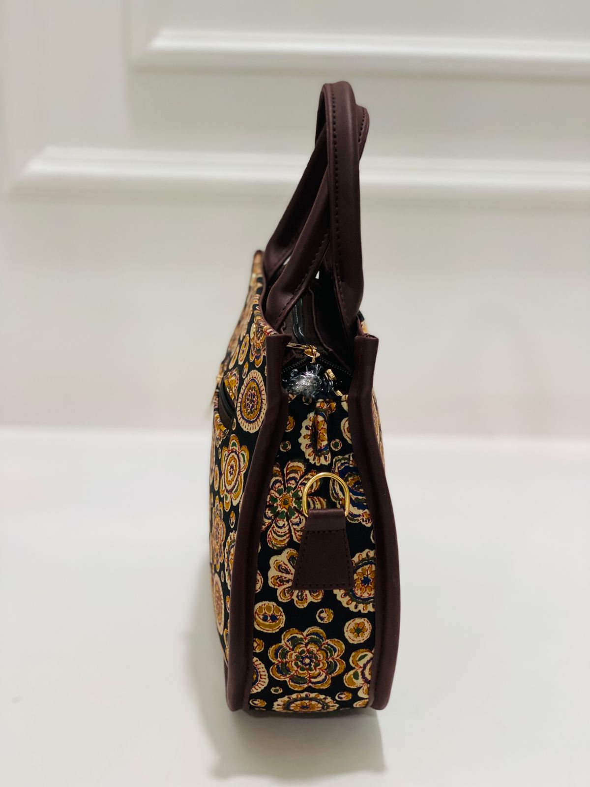 Jaipuri Mandala Matka Handbag with Adjustable Belt & Clutch