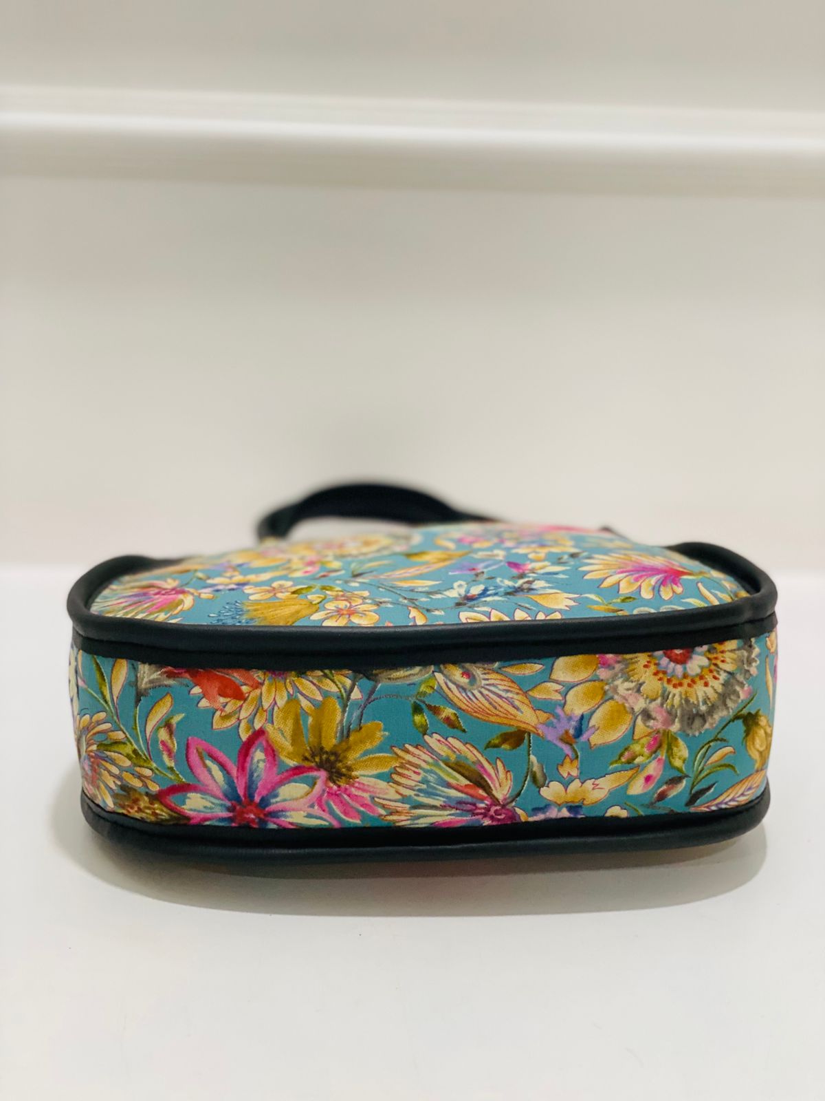 Gulbahar Teal Matka Handbag with Adjustable Belt & Clutch