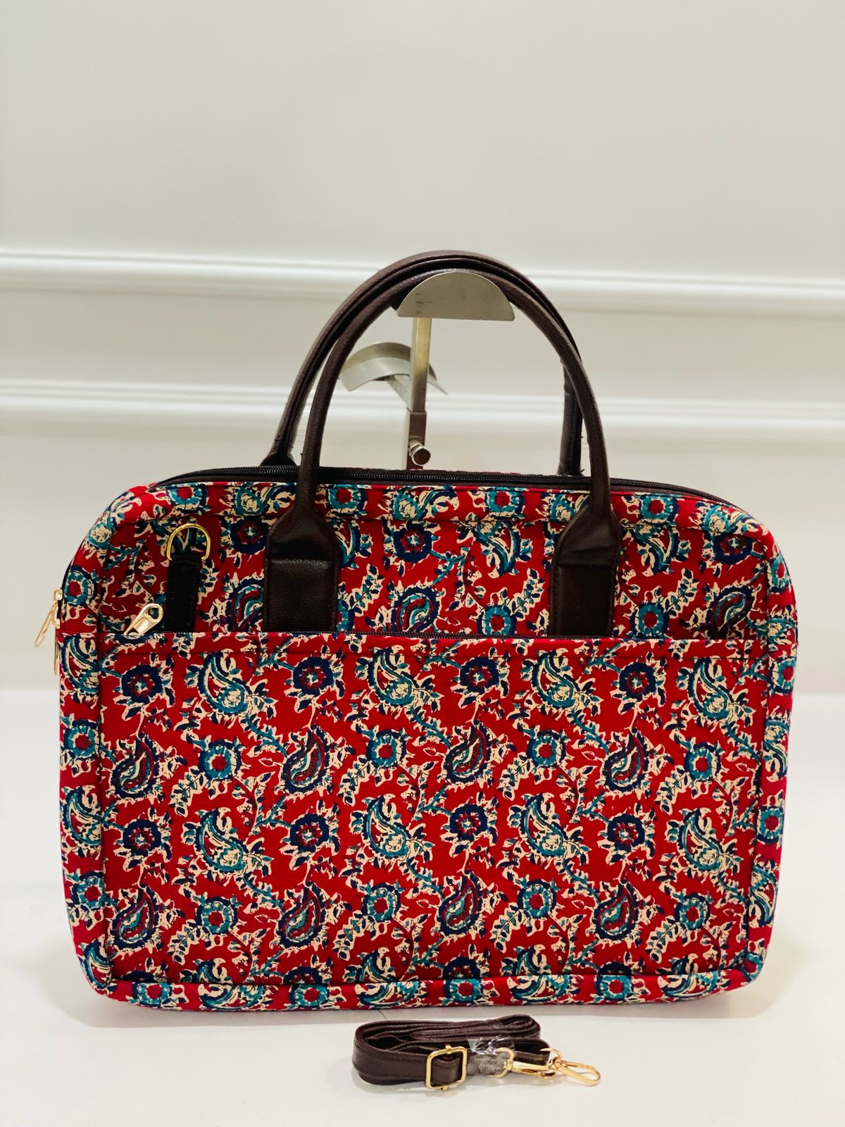 Red Jaal Print Fabric Modern Laptop Bag
