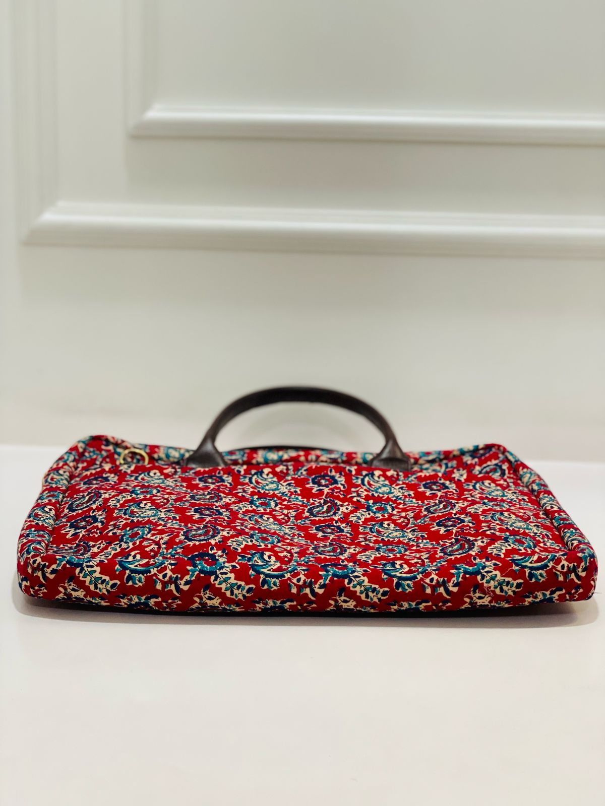 Red Jaal Print Fabric Modern Laptop Bag