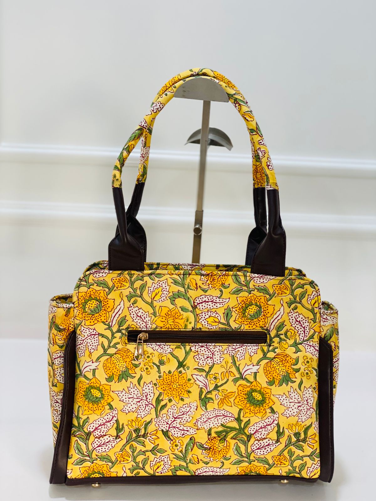 ClASSIC TOTE + OFFICE BAG