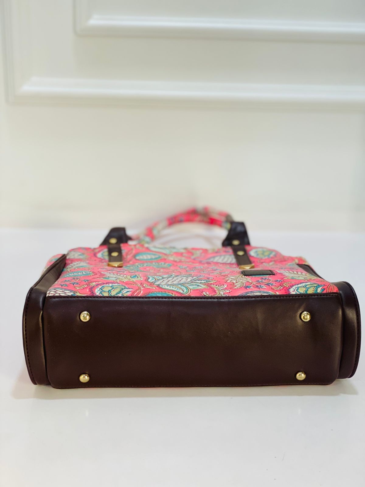 ClASSIC TOTE + OFFICE BAG