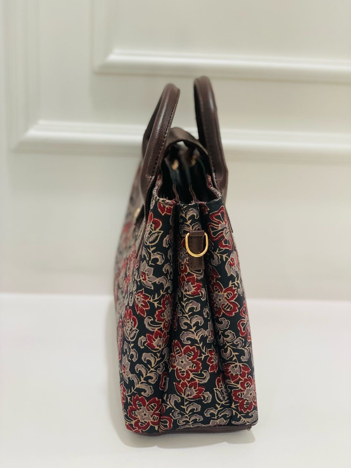 Ajrakh Floral Mix 2-in-1 Handbag & Sling With Free Pouch