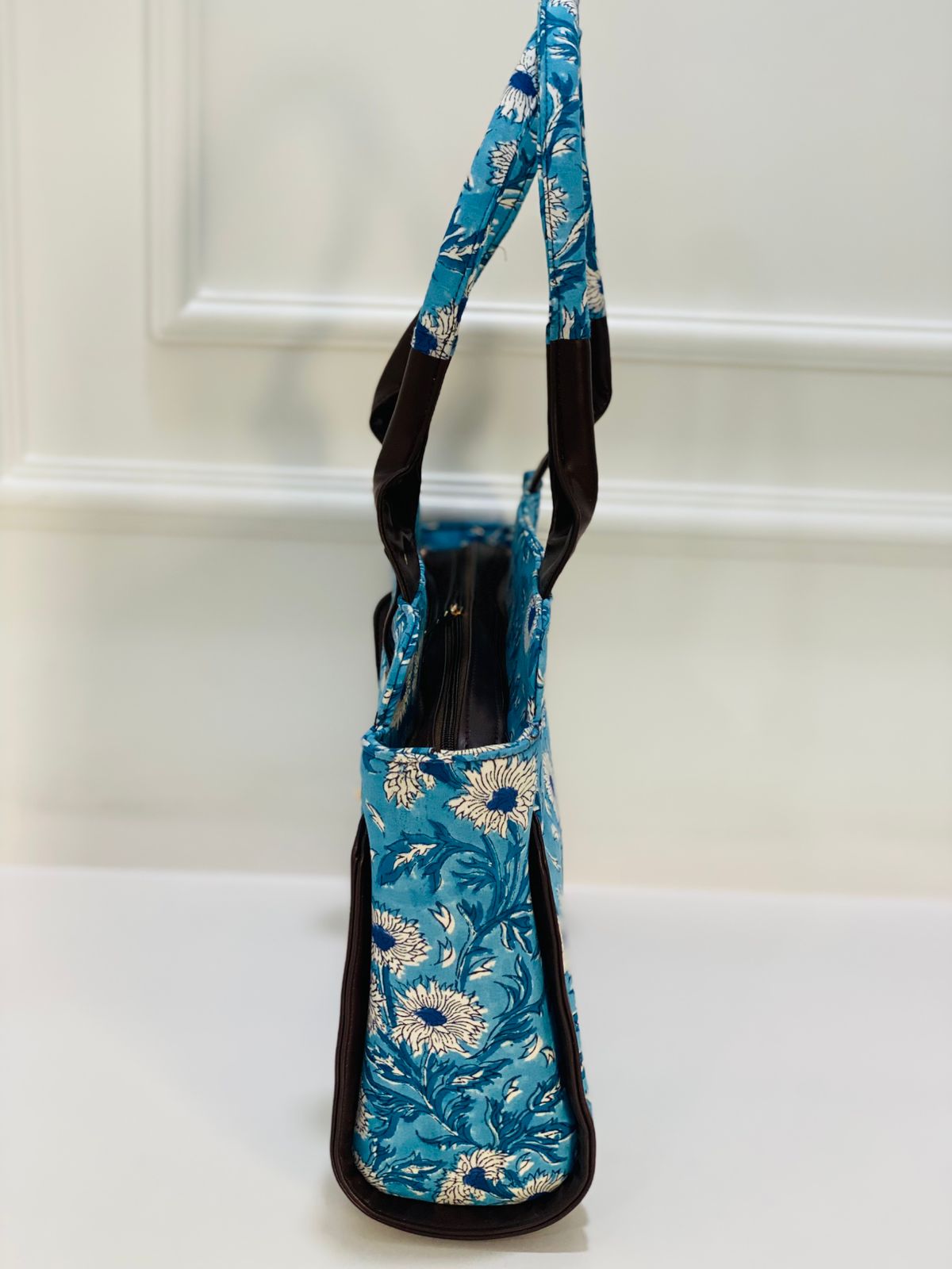 ClASSIC TOTE + OFFICE BAG
