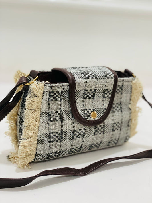 JECARD FLAP SLING