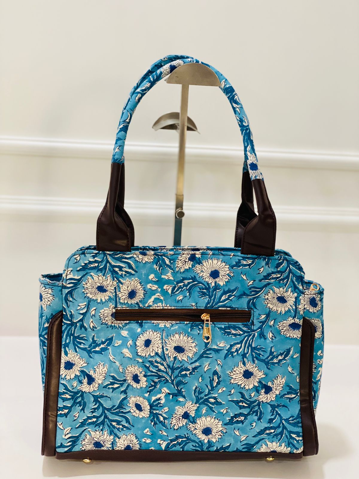 ClASSIC TOTE + OFFICE BAG